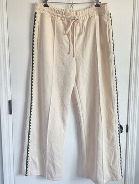 Daily Practice cream wide leg pants with green zigzag trim Sz Large